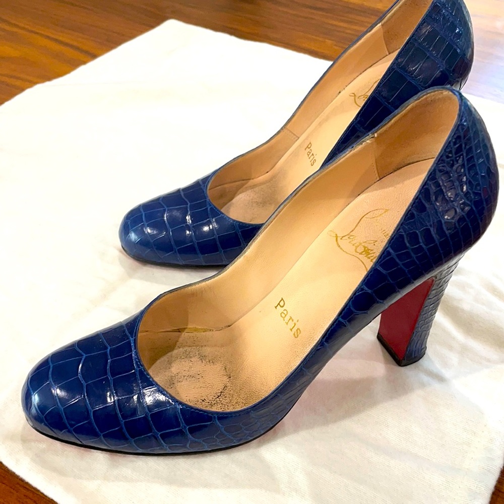 LOUBOUTIN Royal Blue Alligator Pumps, Sz 7